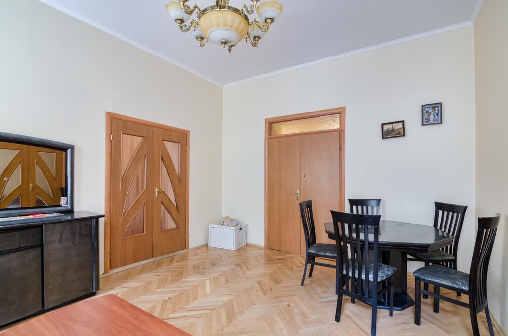 Leogrand Apartments Teodora 3 리비프 외부 사진