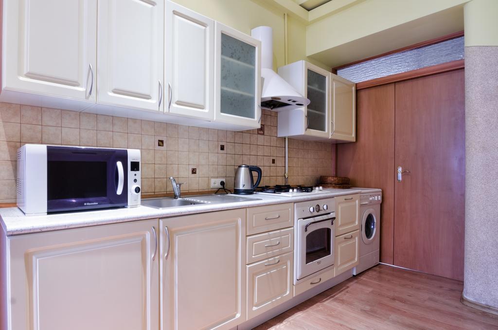 Leogrand Apartments Teodora 3 리비프 외부 사진
